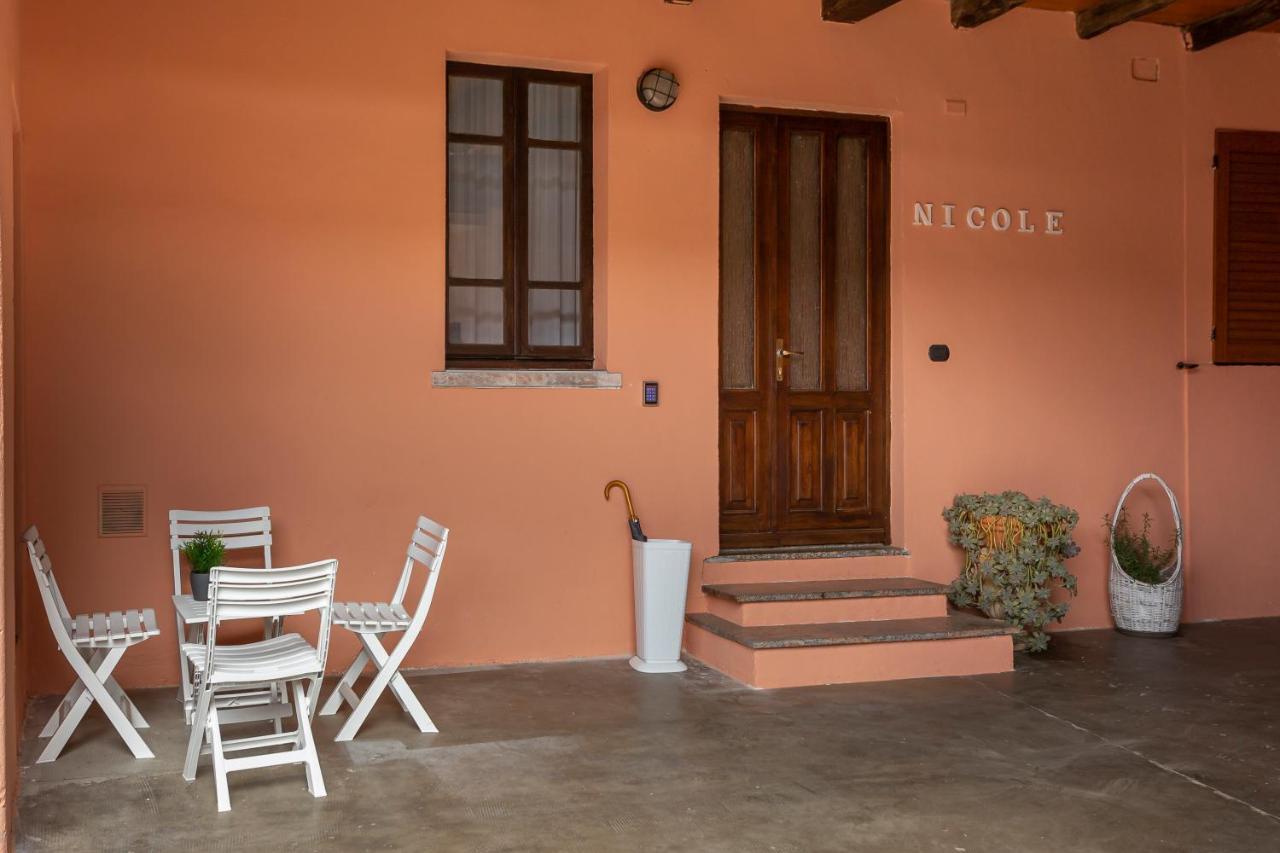 Casa Nicole Self Check-In Villa Albizzate Bagian luar foto
