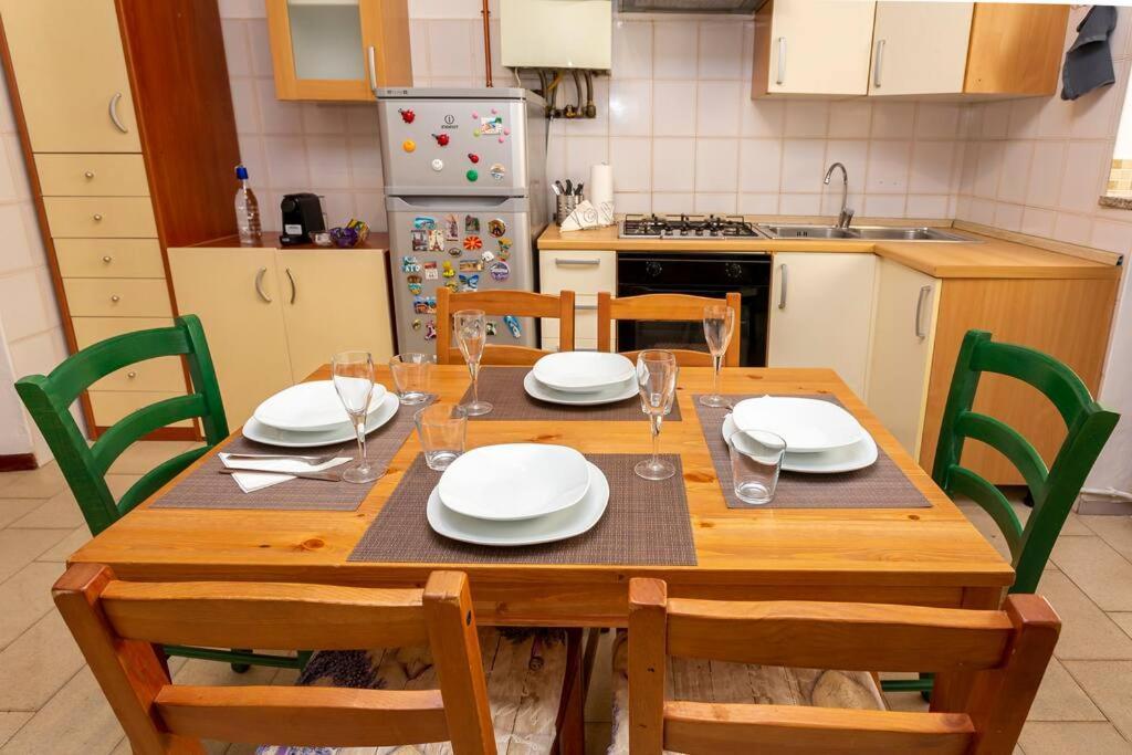 Casa Nicole Self Check-In Villa Albizzate Bagian luar foto