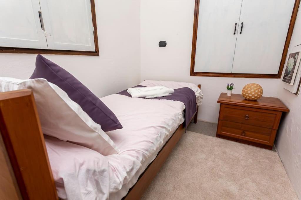 Casa Nicole Self Check-In Villa Albizzate Bagian luar foto