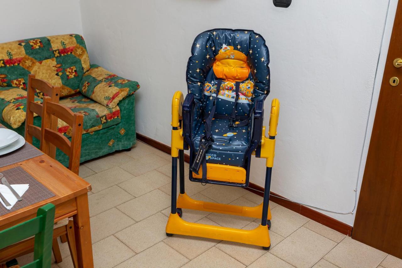 Casa Nicole Self Check-In Villa Albizzate Bagian luar foto